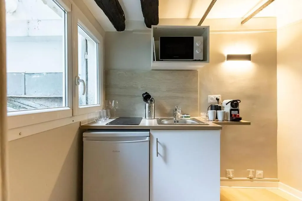 Studio Refait A Neuf Bastille Paris 0*,  Fransa