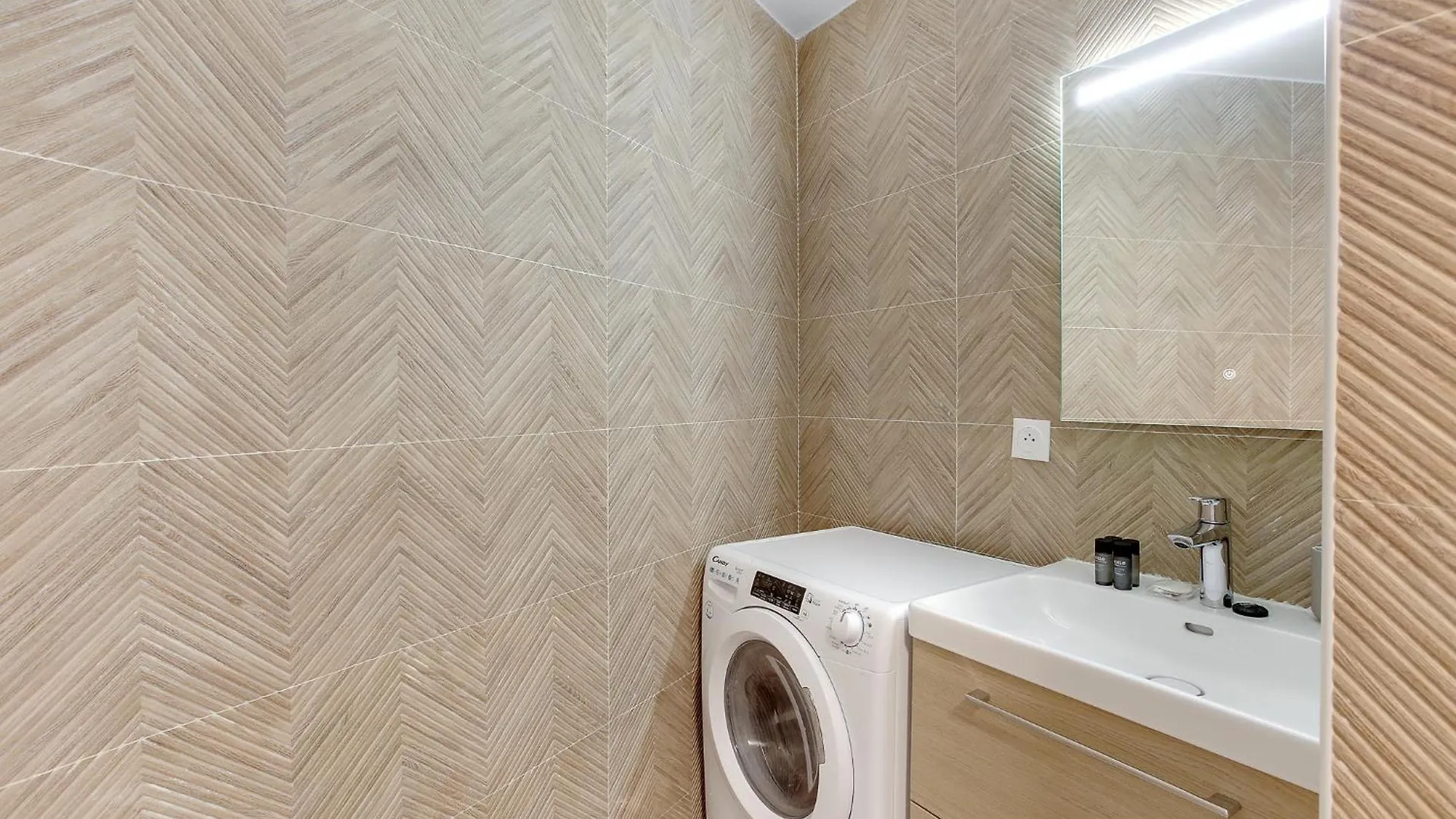 Daire Studio Refait A Neuf Bastille Paris