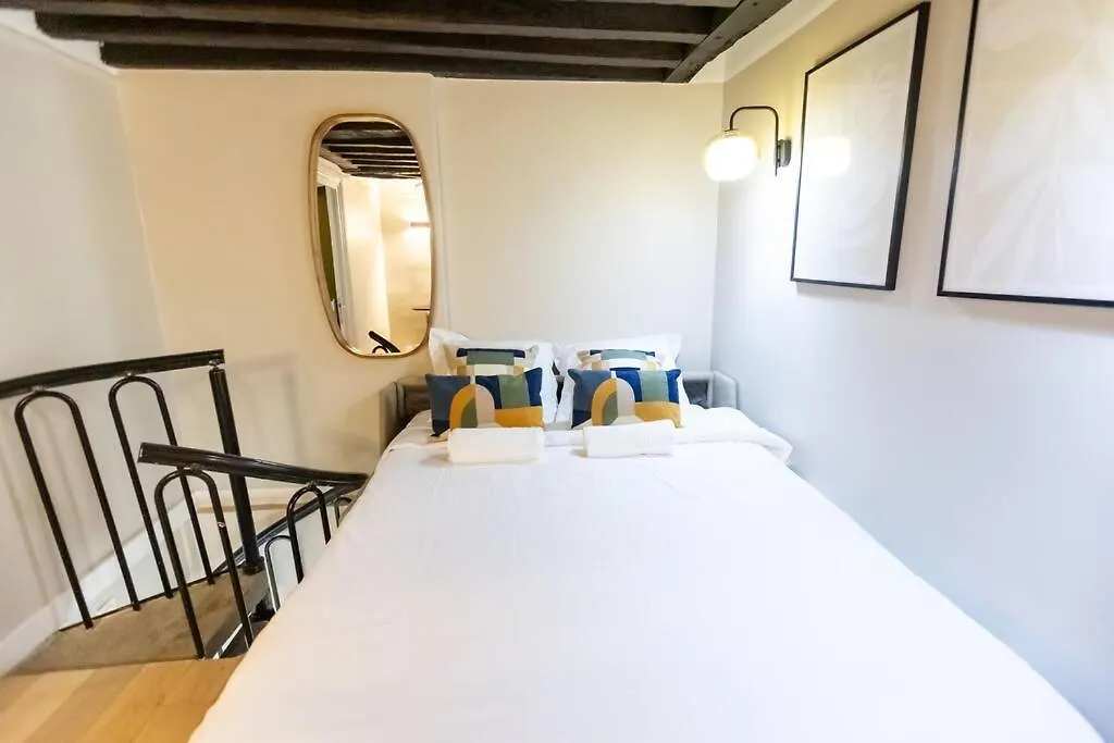 Studio Refait A Neuf Bastille Paris