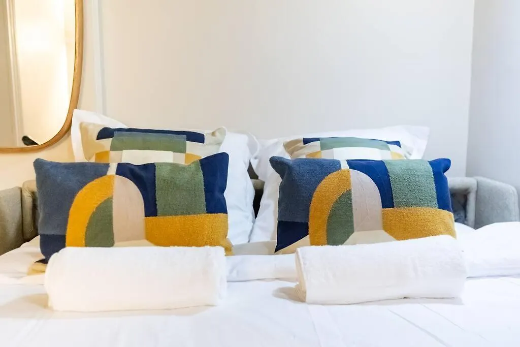 Studio Refait A Neuf Bastille Paris Apartment