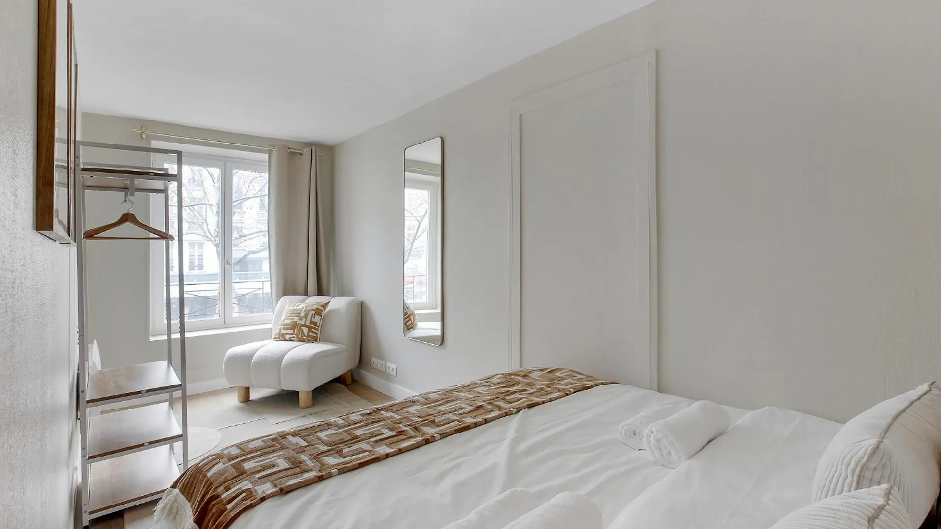 Studio Refait A Neuf Bastille Paris